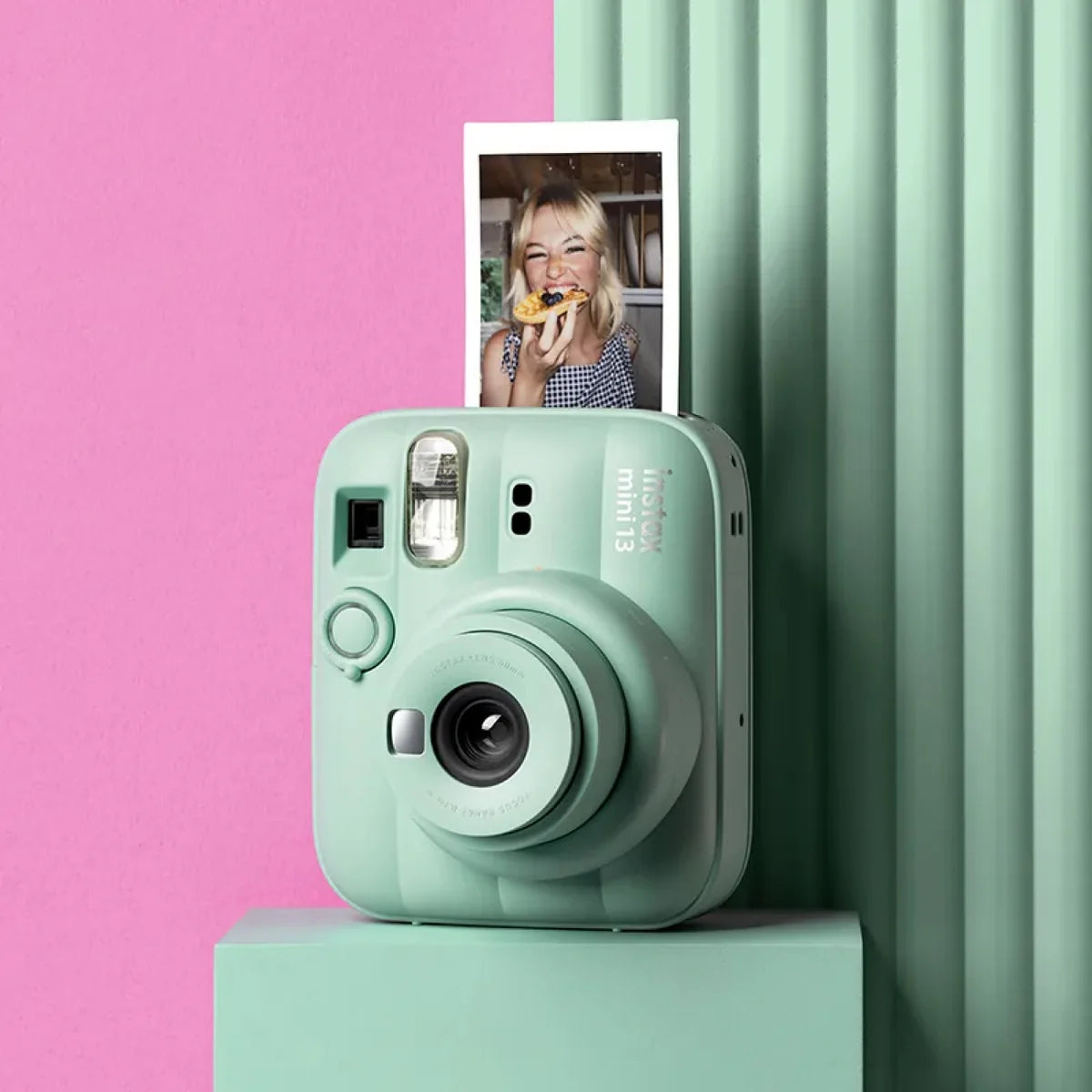 Camara Fujifilm instax mini 13 Verde